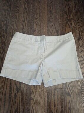 Express Design Low Rise Cuffed Hem A Line Chino Short - SIZE 10